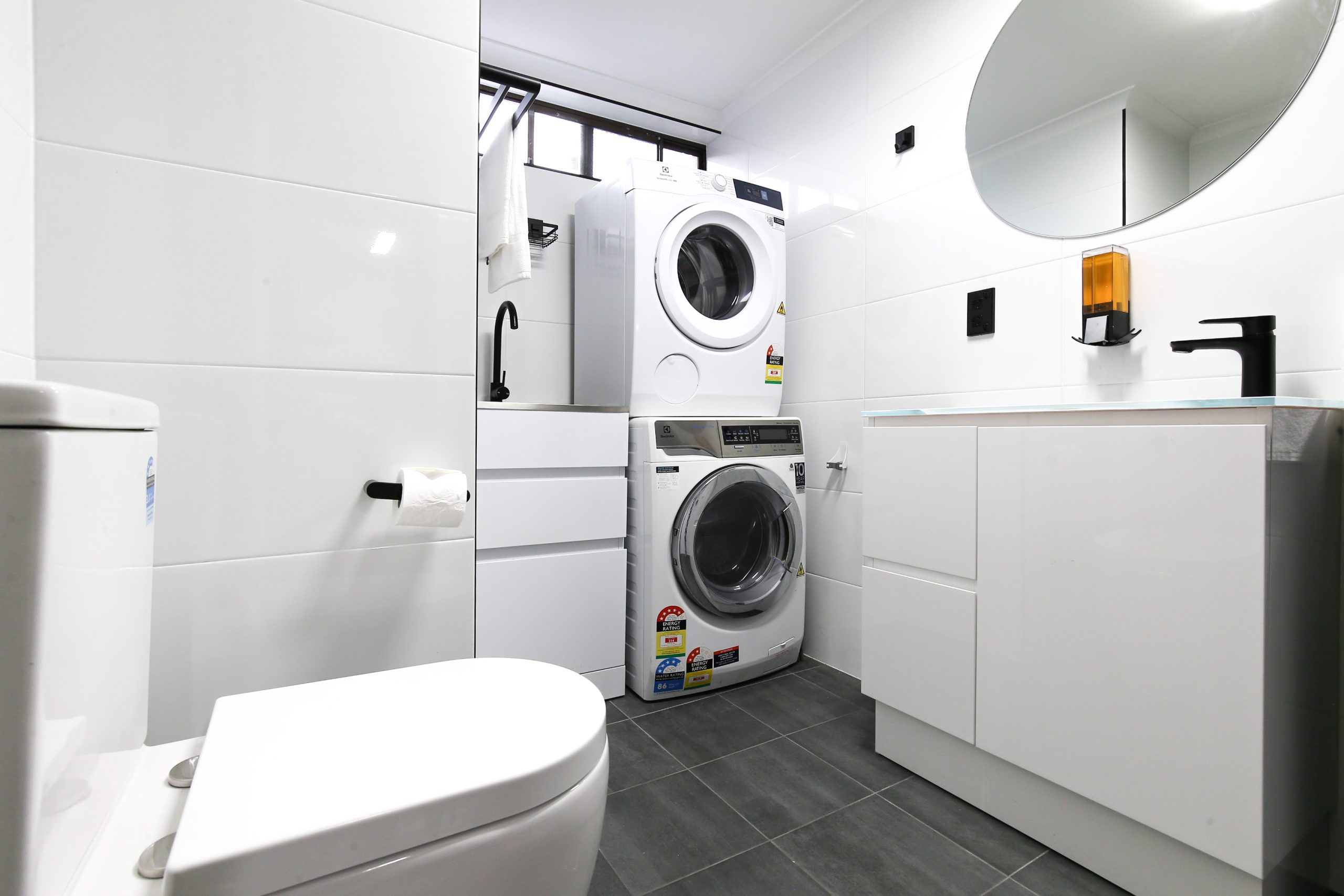 Charming 2Bed near Batemans Village Centre Batemans Bay Holiday Rentals